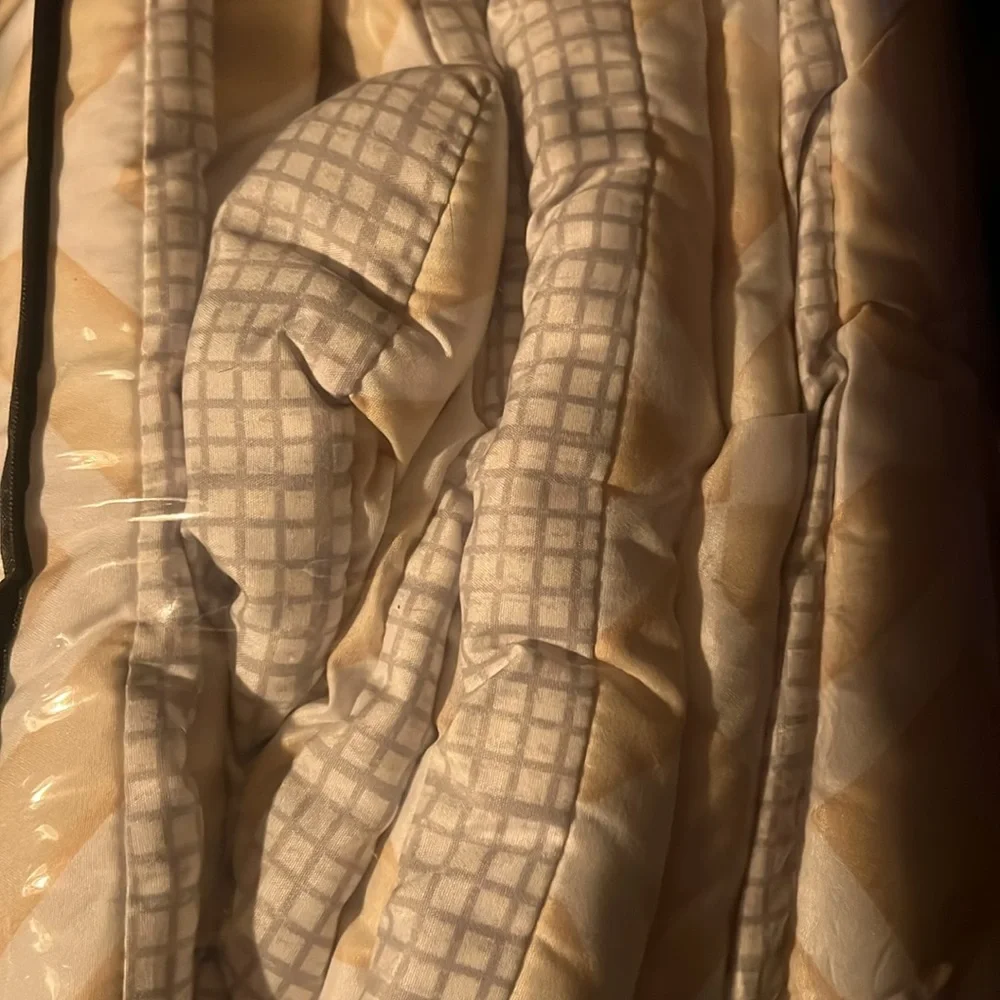 Home Expressions Full size 8pc comforter set